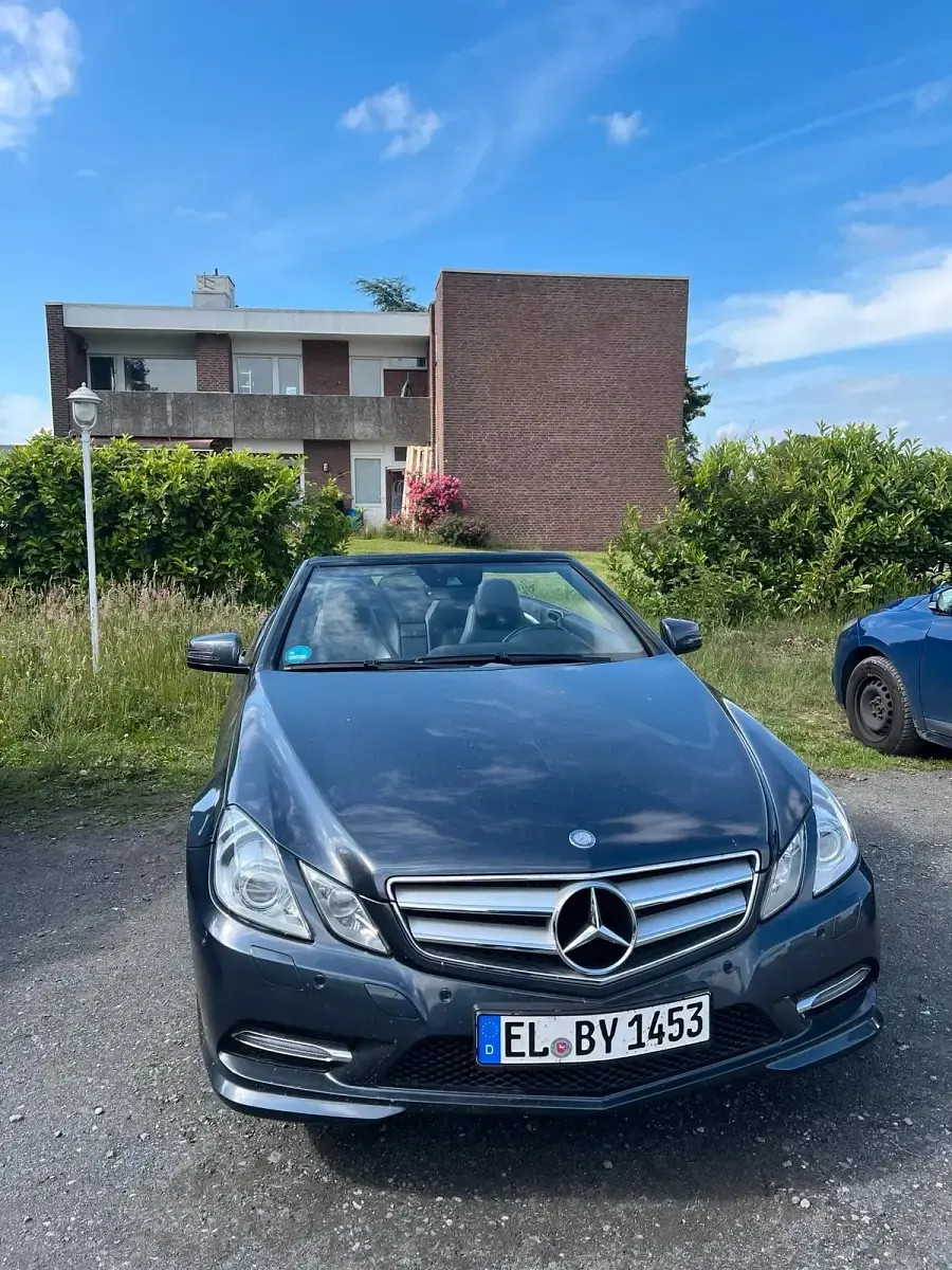 Gebraucht Mercedes E350 265 PS (194 kW) 2013 Grau Cabrio