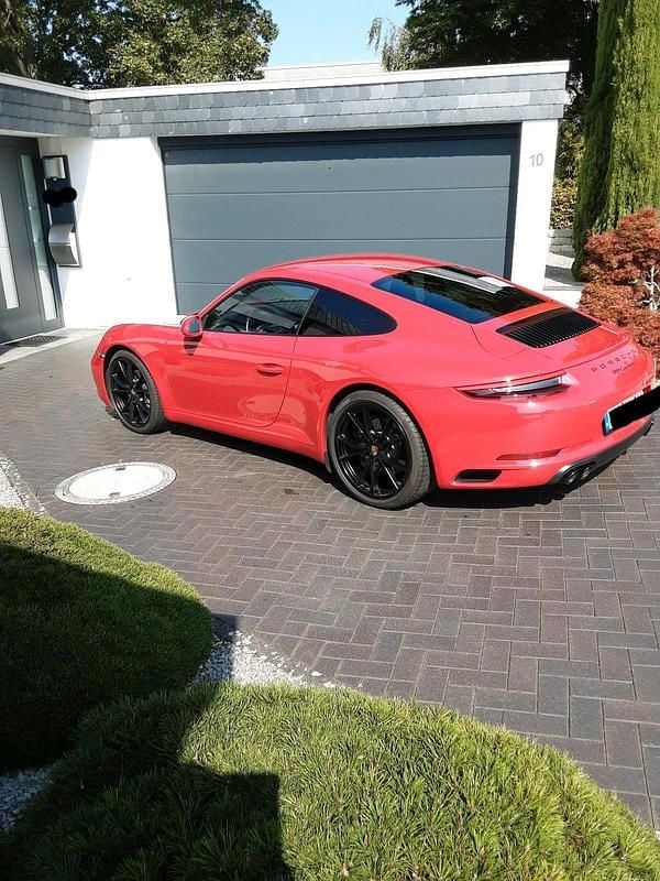 Rot Gebraucht 2017 Porsche 911 Carrera Coupé | 89.500 € (Superpreis) - Bild 1/4