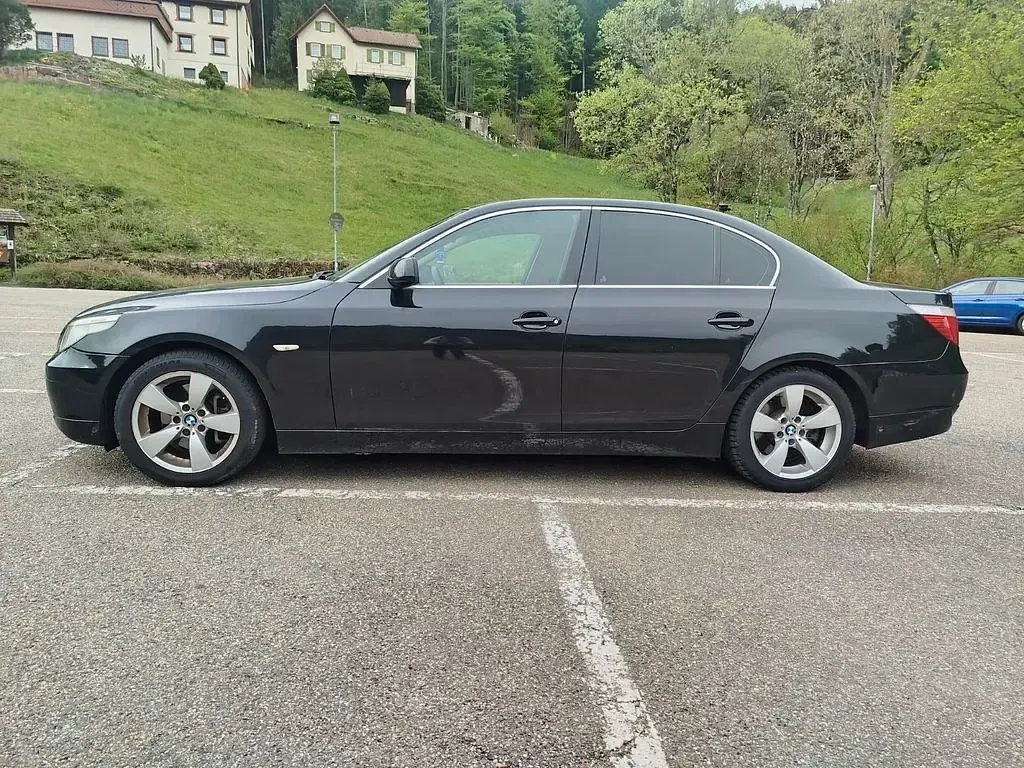 Gebraucht BMW 520 170 PS (125 kW) 2004 Schwarz Limousine