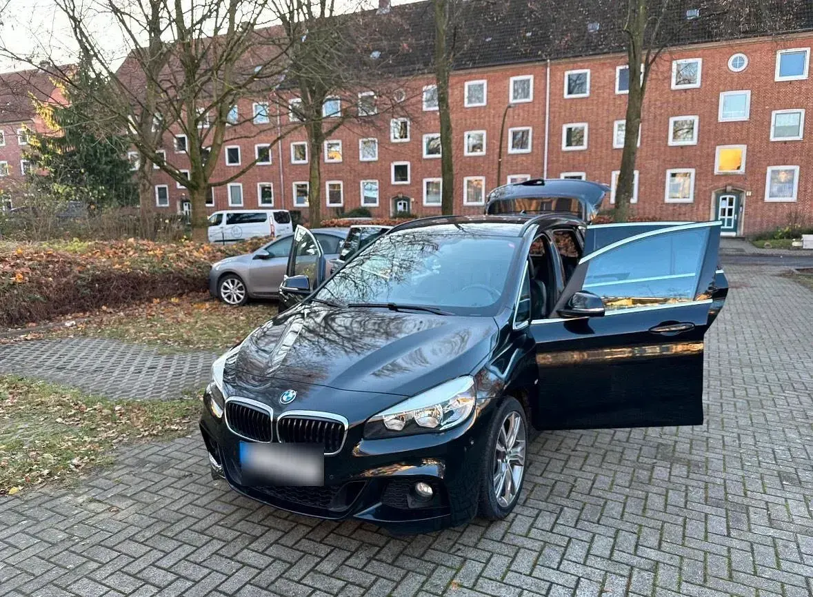 Gebraucht BMW 220 Shadowline 190 PS (139 kW) 2016 Schwarz Kombi