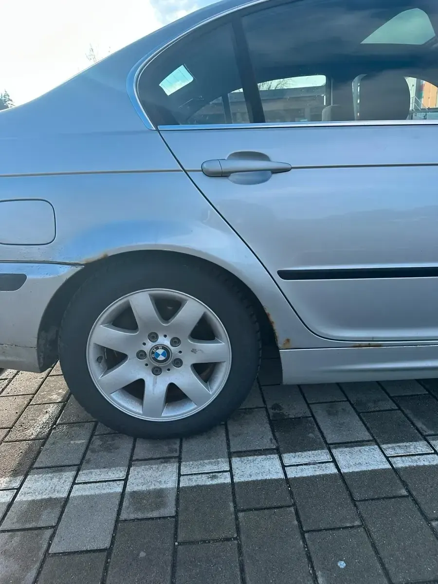 Gebraucht BMW 323 170 PS (125 kW) 1998 Limousine