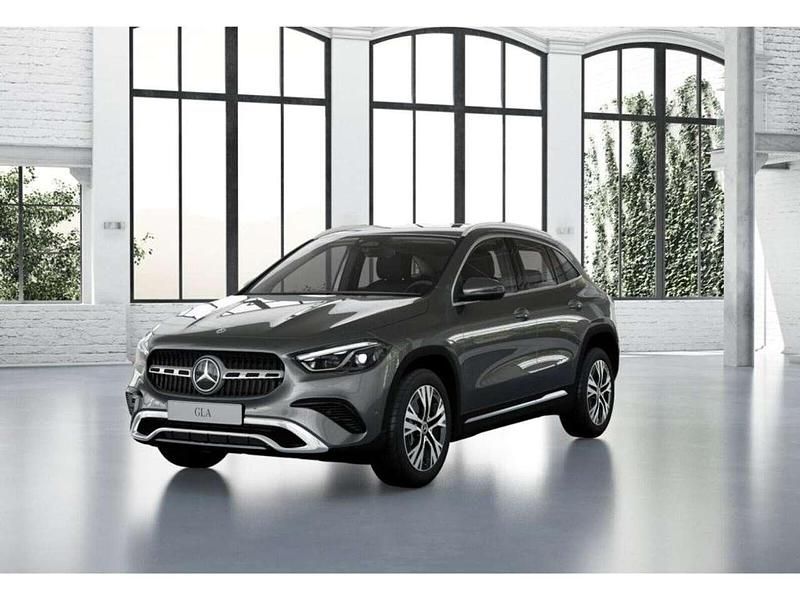 Gebraucht Mercedes GLA250 Progressive 224 PS (164 kW) 2024 Mountain grey metallic SUV