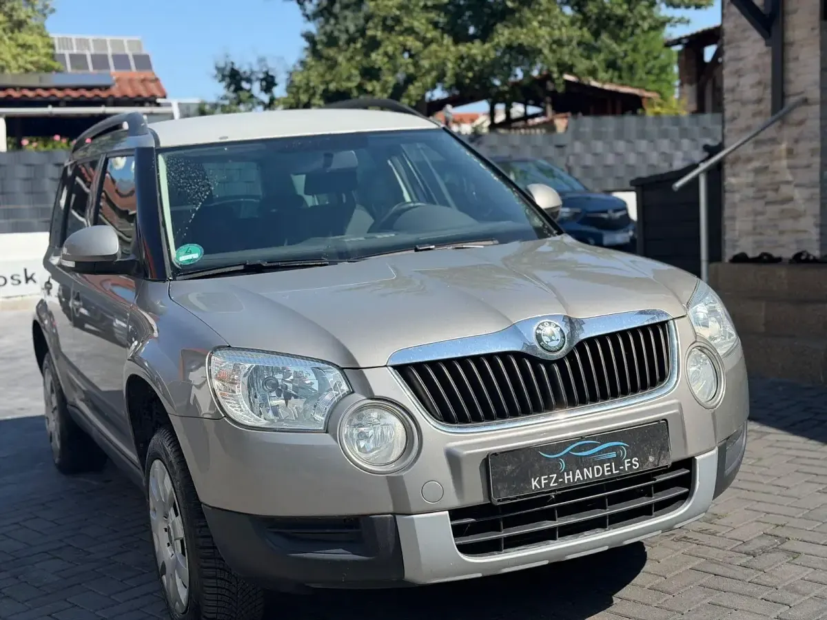 Gebraucht Skoda Yeti Plus Edition 122 PS (89 kW) 2010 Beige SUV