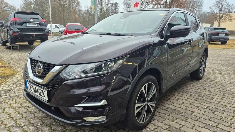 Violett Gebraucht 2018 Nissan Qashqai 360º SUV | 15.990 € (Fairer Preis) - Bild 1/4
