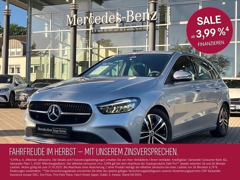 Silber Gebraucht 2024 Mercedes B200 Progressive Van / Kleinbus | 31.975 € (Fairer Preis) - Bild 1/4