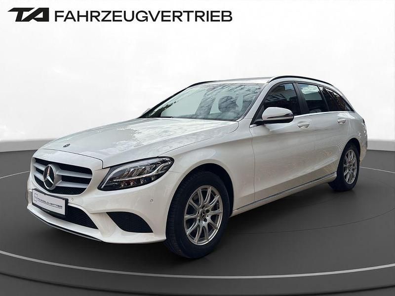 Weiß Gebraucht 2019 Mercedes C220 Business Limousine | 21.990 € (Superpreis) - Bild 1/4