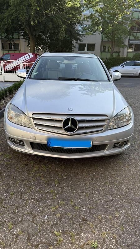 Silber Gebraucht 2007 Mercedes C200 Avantgarde Limousine | 6.500 € (Guter Preis) - Bild 1/4