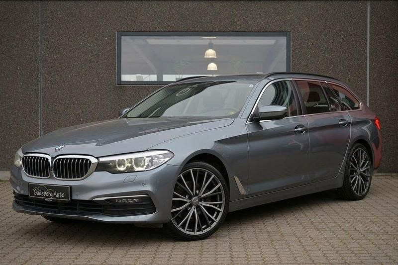 Gebraucht BMW 520 190 PS (139 kW) 2018 Blau Kombi