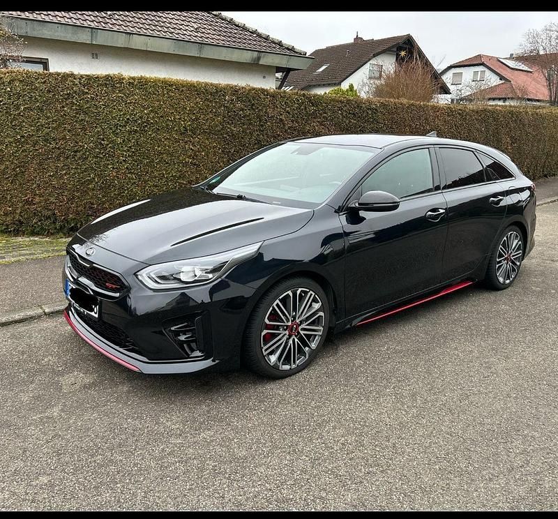 Schwarz Gebraucht 2020 Kia ProCeed Kombi | 20.999 € (Guter Preis) - Bild 1/4