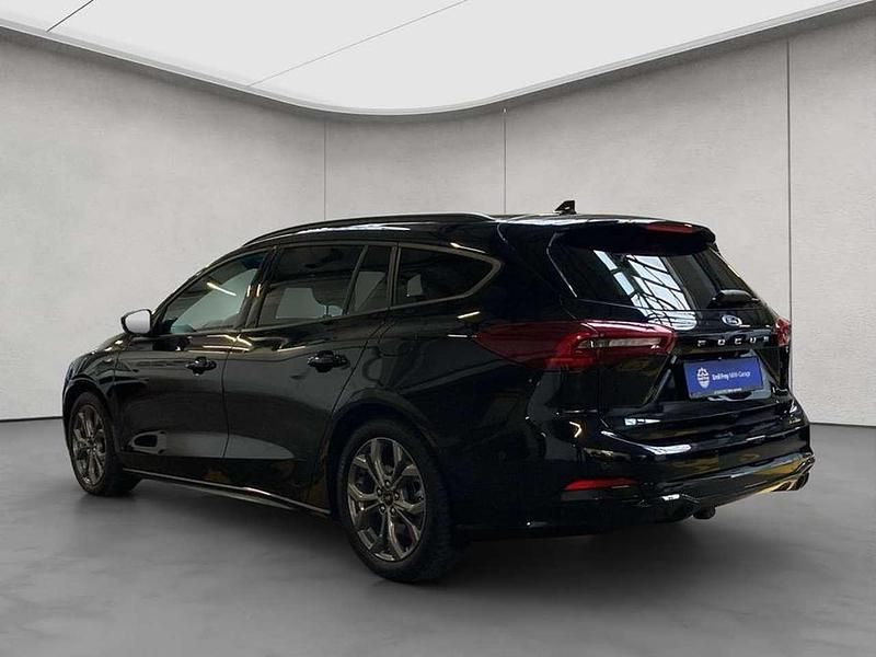 Gebraucht Ford Focus ST-Line X 116 PS (85 kW) 2025 Schwarz Kombi