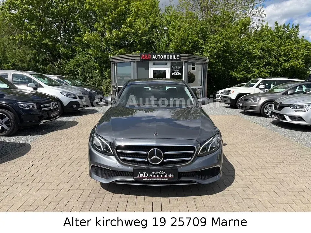 Gebraucht Mercedes E300 245 PS (180 kW) 2019 Grau Limousine