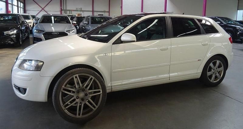 Gebraucht Audi A3 S-Line 160 PS (117 kW) 2007 Weiß Kleinwagen