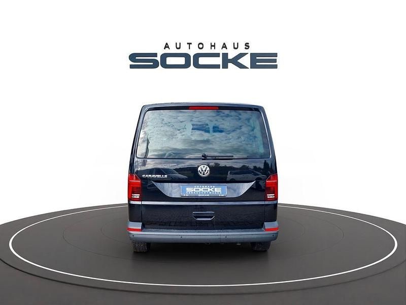 Gebraucht VW Caravelle 110 PS (80 kW) 2021 Deep black perleffekt Van / Kleinbus