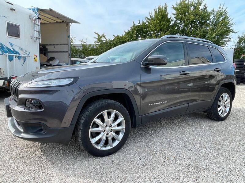 Grau Gebraucht 2018 Jeep Cherokee SUV | 19.800 € (Guter Preis) - Bild 1/4