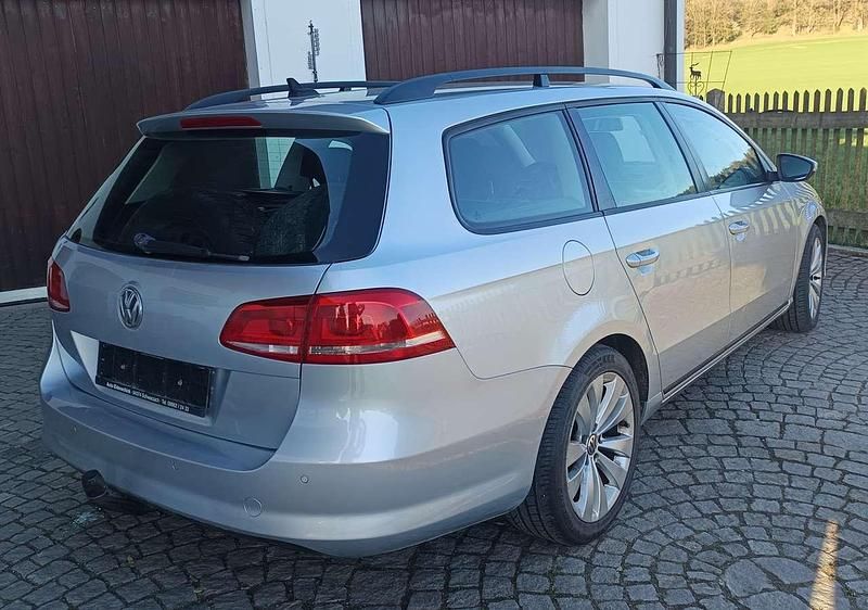 Używany VW Passat Trendline 140 KM (102 kW) 2013 Srebrny Kombi