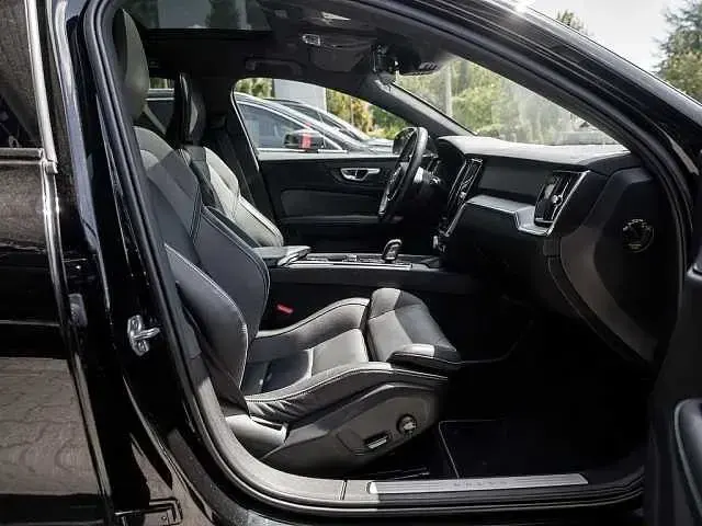 Gebraucht Volvo V60 120 PS (88 kW) 2021 Kombi