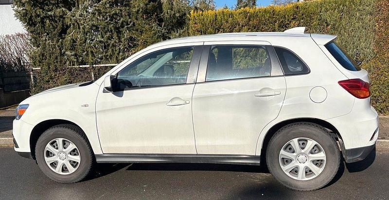Gebraucht Mitsubishi ASX 117 PS (86 kW) 2018 Weiß SUV