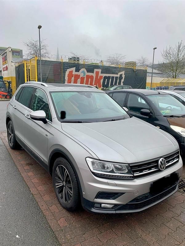 Gebraucht VW Tiguan 150 PS (110 kW) 2019 Silber SUV