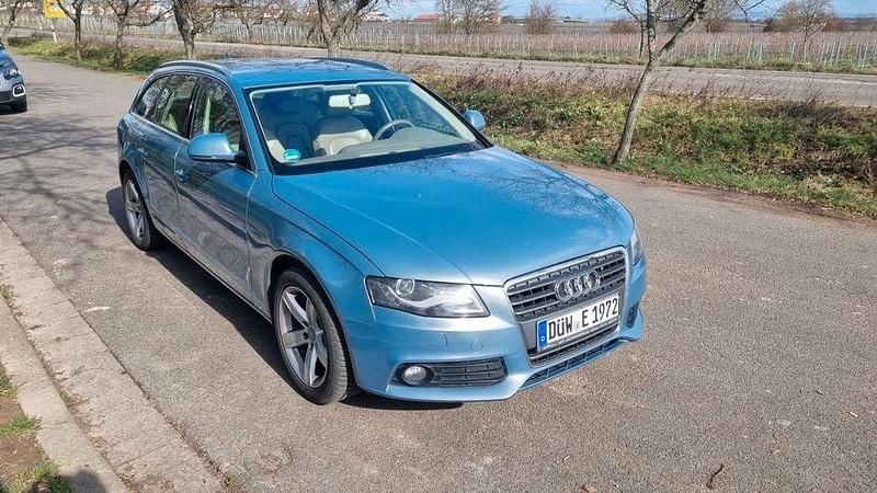 Gebraucht Audi A4 Ambiente 179 PS (131 kW) 2008 Blau Kombi