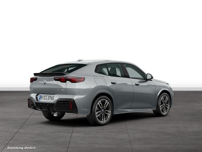 Gebraucht BMW X2 Luxury Line 156 PS (114 kW) 2025 Skyscraper grau metallic SUV
