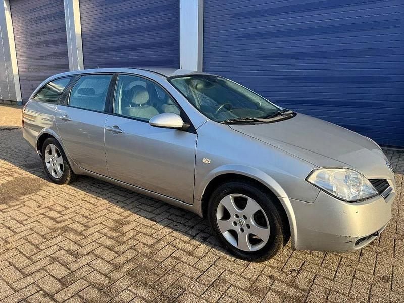 Gebraucht Nissan Primera 116 PS (85 kW) 2003 Silber Limousine