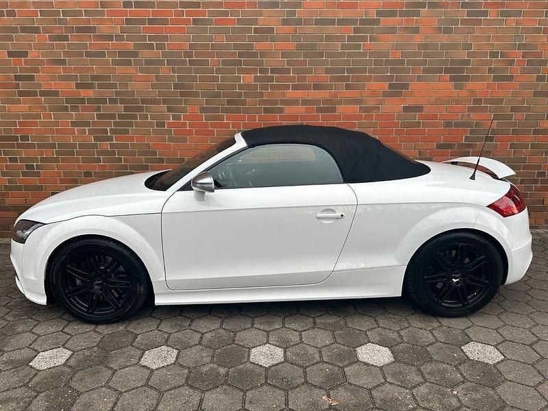 Gebraucht Audi TT Roadster Exclusive 272 PS (200 kW) 2011 Weiß Cabrio