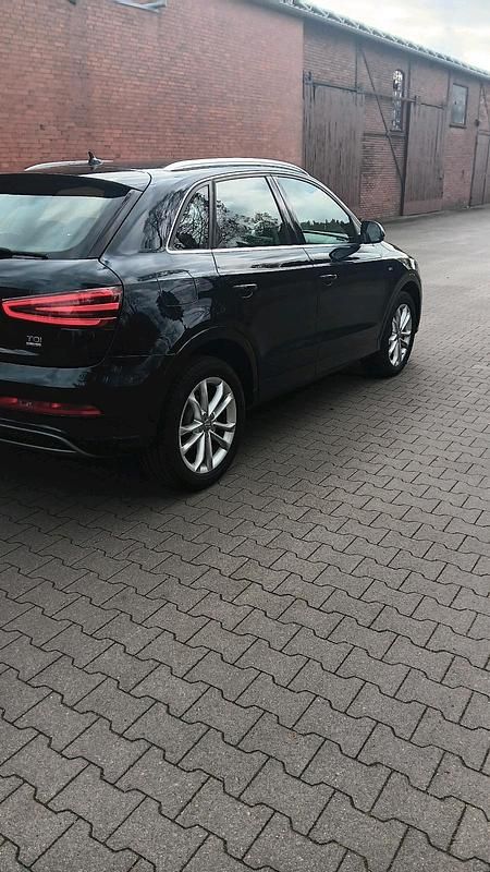 Gebraucht Audi Q3 176 PS (129 kW) 2014 Blau SUV