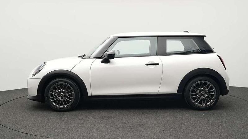 Gebraucht Mini Cooper Classic 156 PS (114 kW) 2024 Weiß Kleinwagen