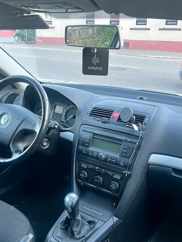 Gebraucht Skoda Octavia 150 PS (110 kW) 2009 Grau Kombi