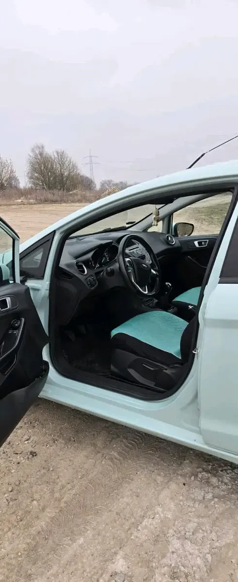 Używany Ford Fiesta 80 KM (58 kW) 2017 Zielony Hatchback