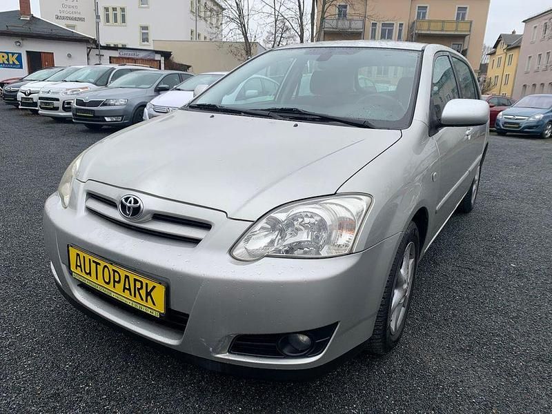 Gebraucht Toyota Corolla 110 PS (80 kW) 2005 Silber Limousine