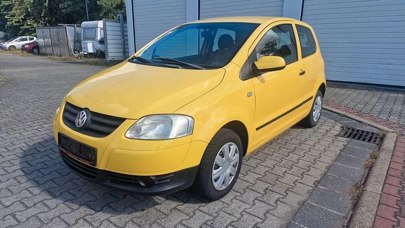 Gelb Gebraucht 2005 VW Fox Basis Kleinwagen | 1.399 € (Fairer Preis) - Bild 1/4