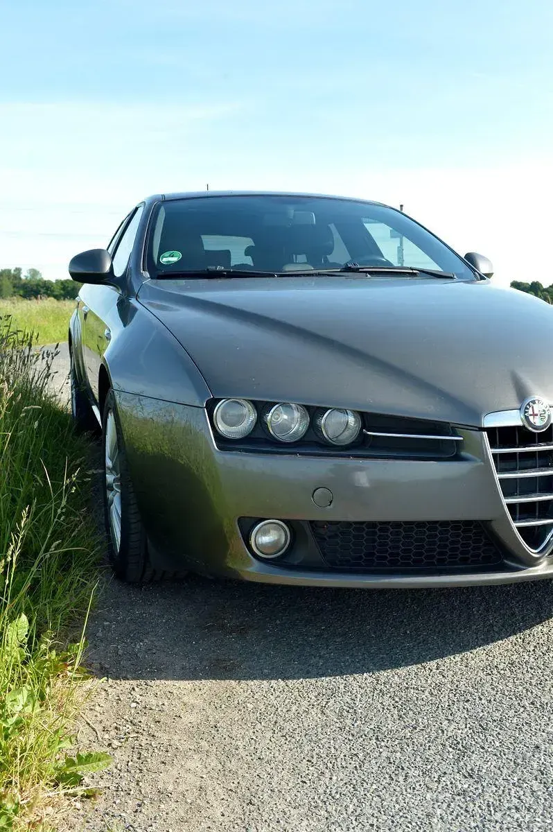 Gebraucht Alfa Romeo 159 136 PS (100 kW) 2011 Grau Kombi