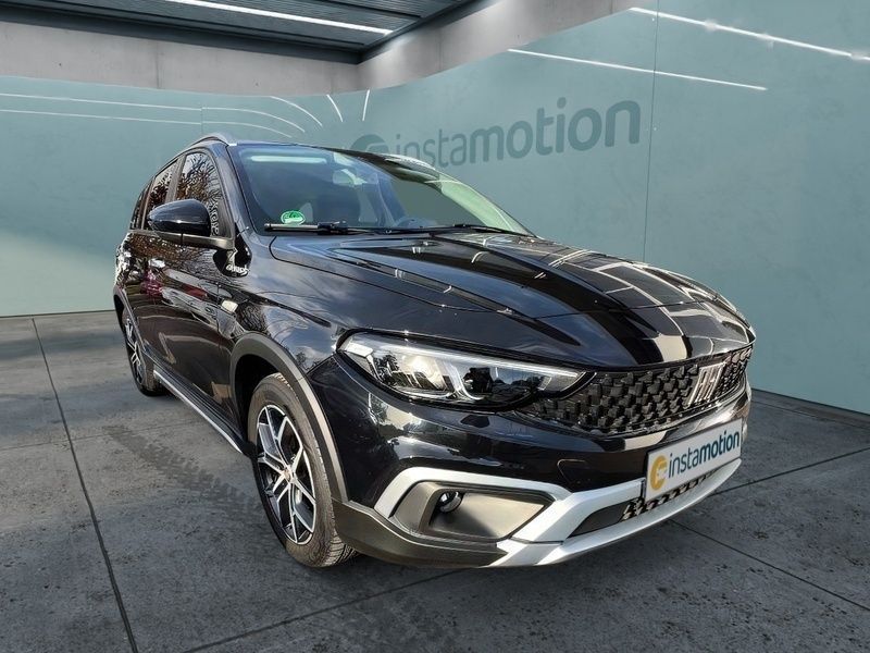 Schwarz Gebraucht 2023 Fiat Tipo Cross Kombi | 26.490 € (Teuer) - Bild 1/4