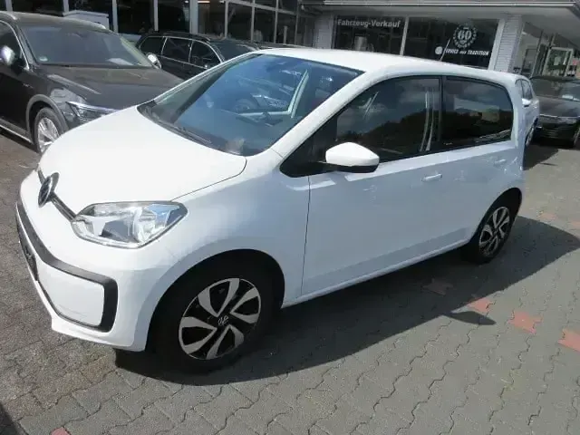 Second-hand VW up! Active 65 CP (47 kW) 2021 Alb Hatchback