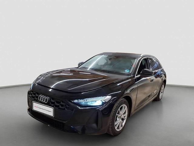 Gebraucht Audi A5 Ambiente 204 PS (150 kW) 2025 Mythosschwarz metallic Kombi