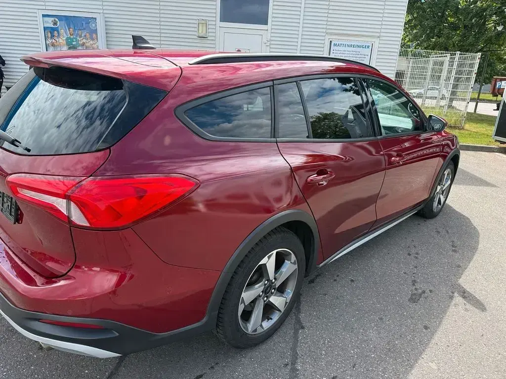 Occasion Ford Focus Active 150 ch (110 kW) 2019 Rouge Berline