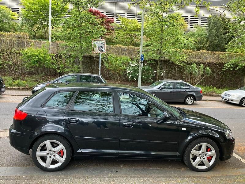 Second-hand Audi A3 250 CP (183 kW) 2004 Negru Hatchback