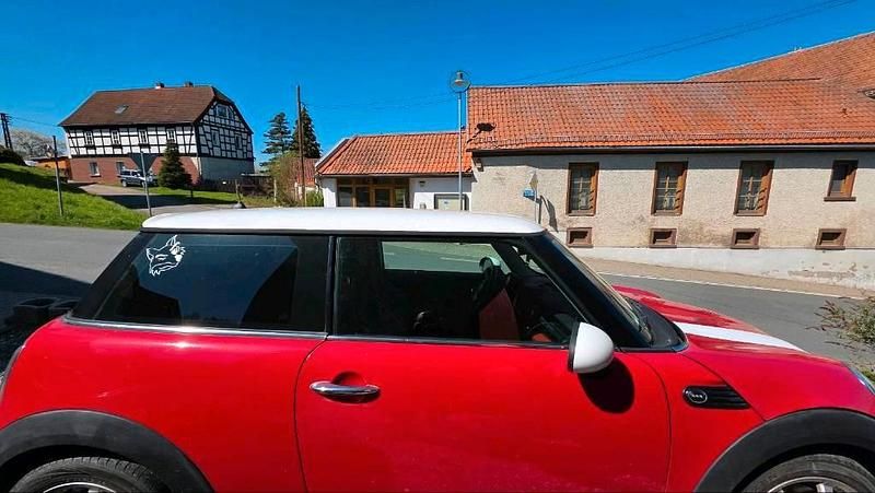 Second-hand Mini ONE 120 CP (88 kW) 2007 Roșu Hatchback