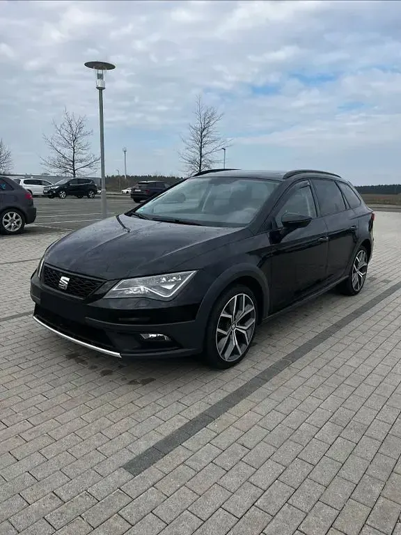 Gebraucht Seat Leon X-Perience 4Drive 179 PS (131 kW) 2017 Schwarz Kombi