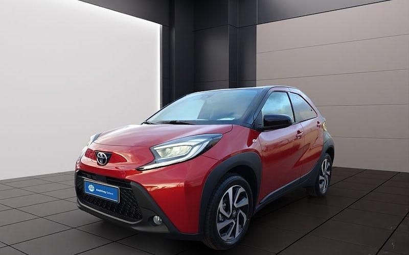 Rot Neu 2025 Toyota Aygo Comfort Kleinwagen | 19.690 € - Bild 1/4