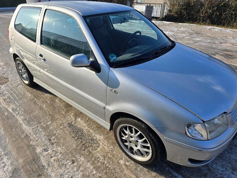 Gebraucht VW Polo 75 PS (55 kW) 2000 Silber Kleinwagen