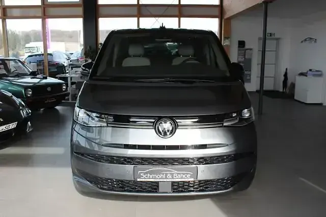 Gebraucht VW Multivan Edition 150 PS (110 kW) 2024 Andere Van / Kleinbus