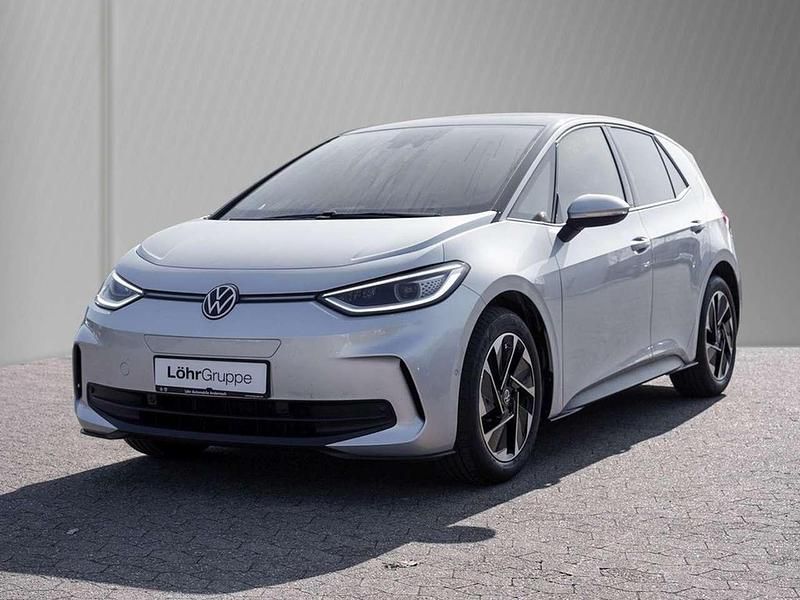 Gebraucht VW ID.3 Pro 169 kW (231 PS) 2025 Scale silver metallic Kleinwagen