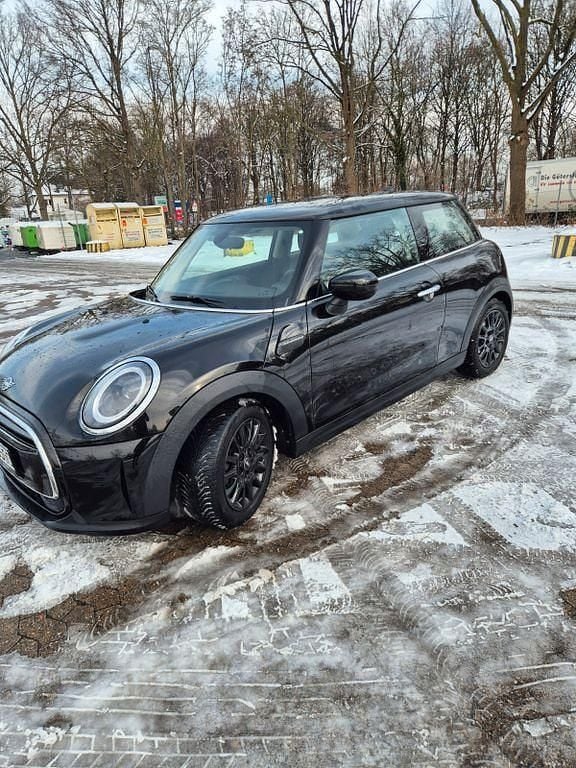 Schwarz Gebraucht 2021 Mini ONE Kleinwagen | 17.500 € (Fairer Preis) - Bild 1/4