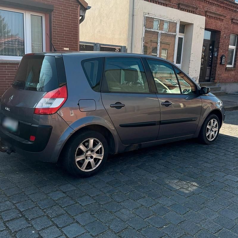 Gebraucht Renault Mégane II 110 PS (80 kW) 2005 Silber Limousine