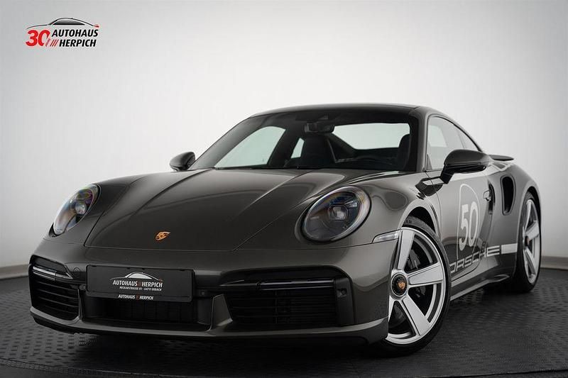 Grün Neu 2025 Porsche 992 Coupé | 299.992 € (Fairer Preis) - Bild 1/4