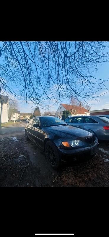 Gebraucht BMW 318 143 PS (105 kW) 2003 Schwarz Limousine