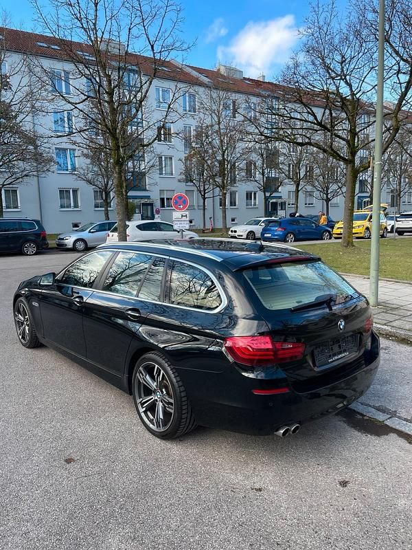 Gebraucht BMW 520 190 PS (139 kW) 2015 Schwarz Kombi