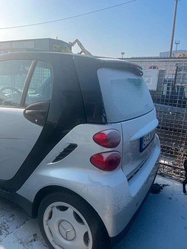 Gebraucht Smart ForTwo Coupé 62 PS (45 kW) 2009 Silber Coupé